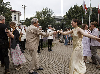 Выпускной в Институте Иоанна Богослова