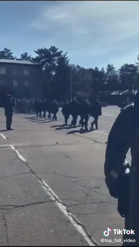 Кадр из видео: «Звёздные войны» на марше
